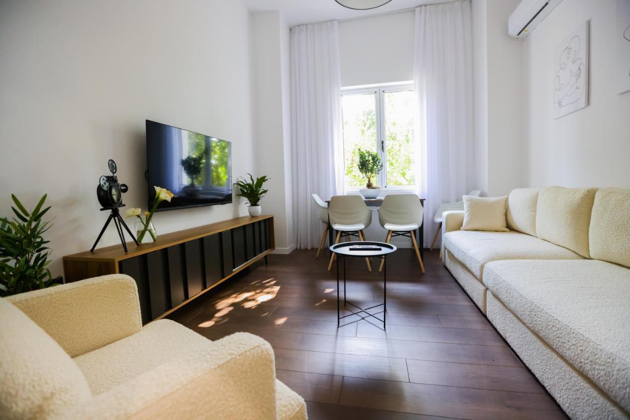 "Middlenest" Central Apartment 티라나 외부 사진